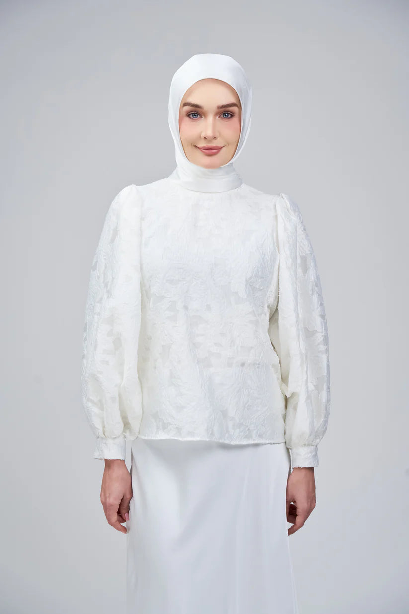 HoodX SL Special B.E in Bridal White