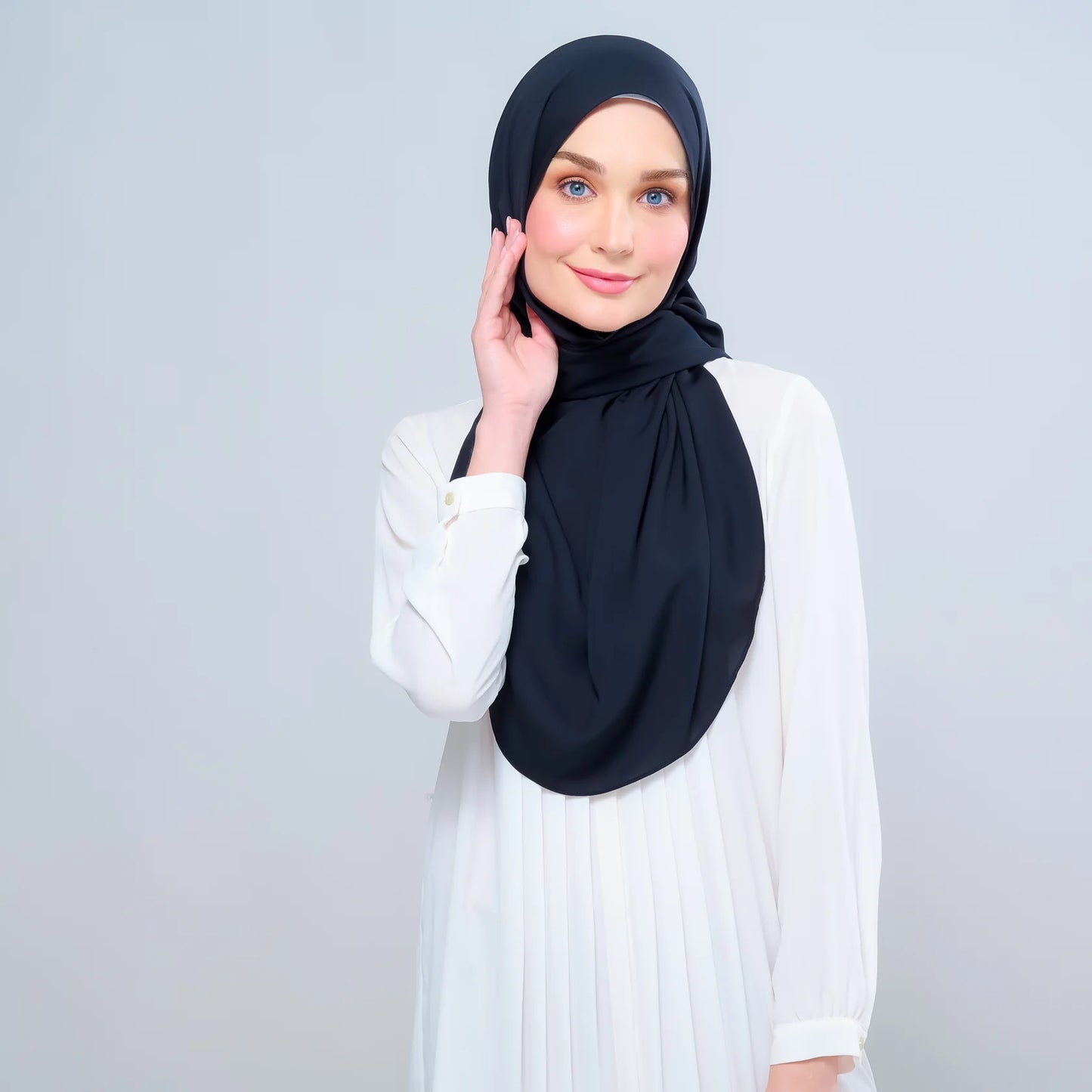 Instant Tag n' Go Shawl | Chiffon Silk in Pitch Black
