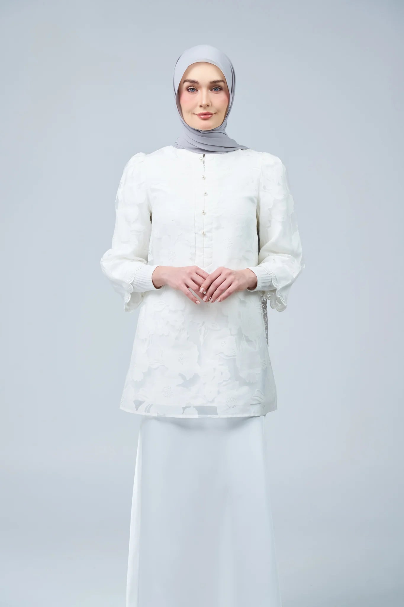 HoodX Lace in Pewter