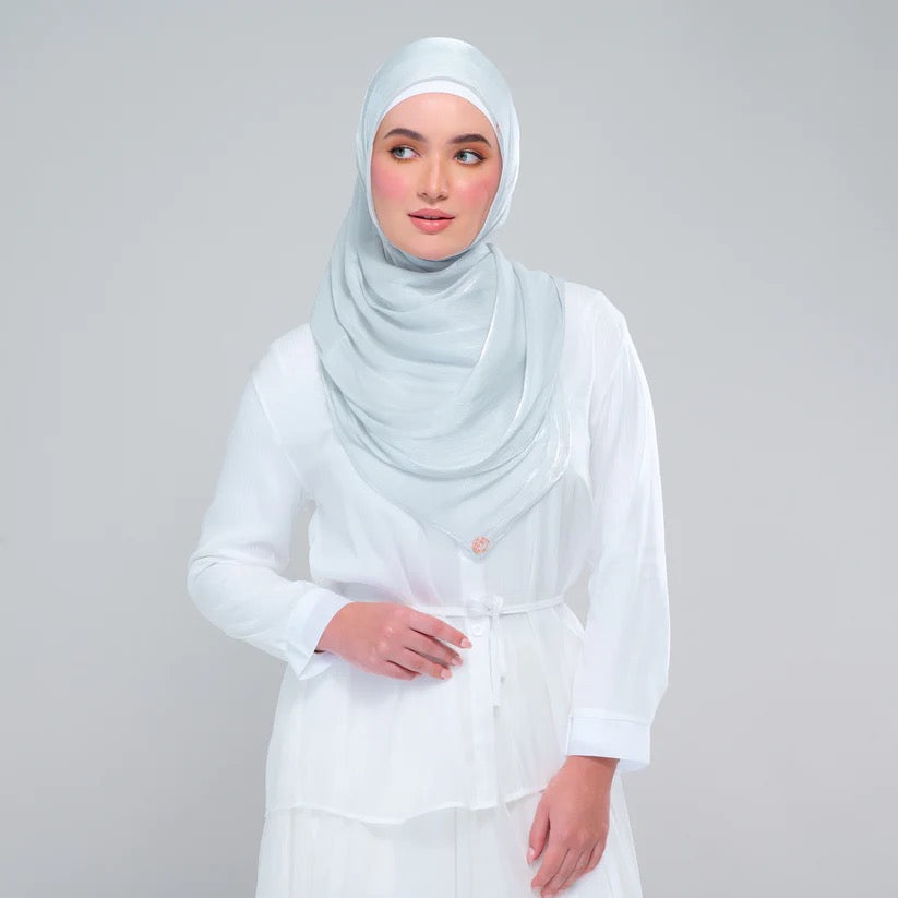 Raia Shawl | Ironless Shimmer in Silver