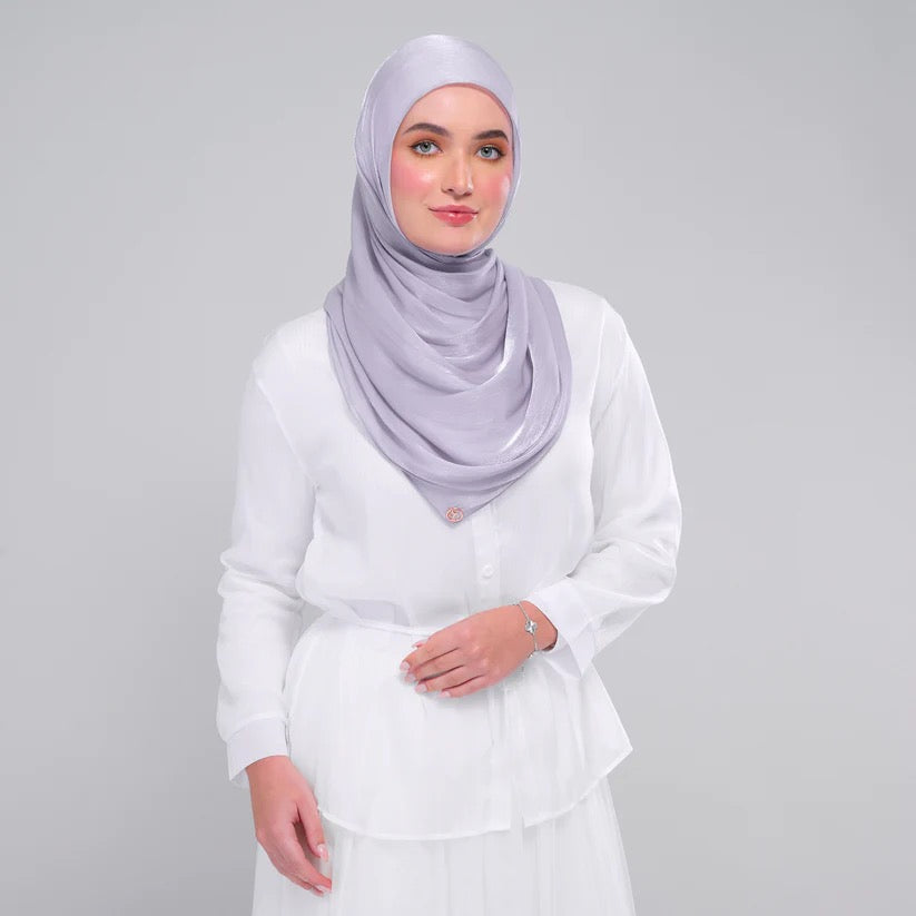 Raia Shawl | Ironless Shimmer in Platinum