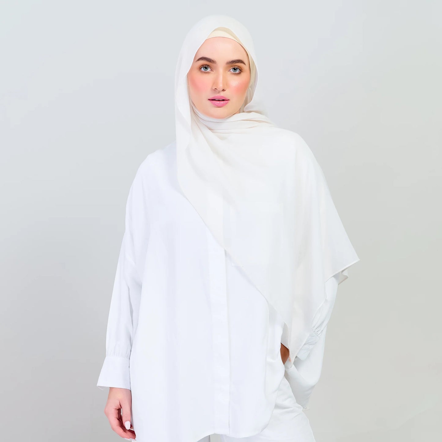 Semi-Instant Elle in Light Beige