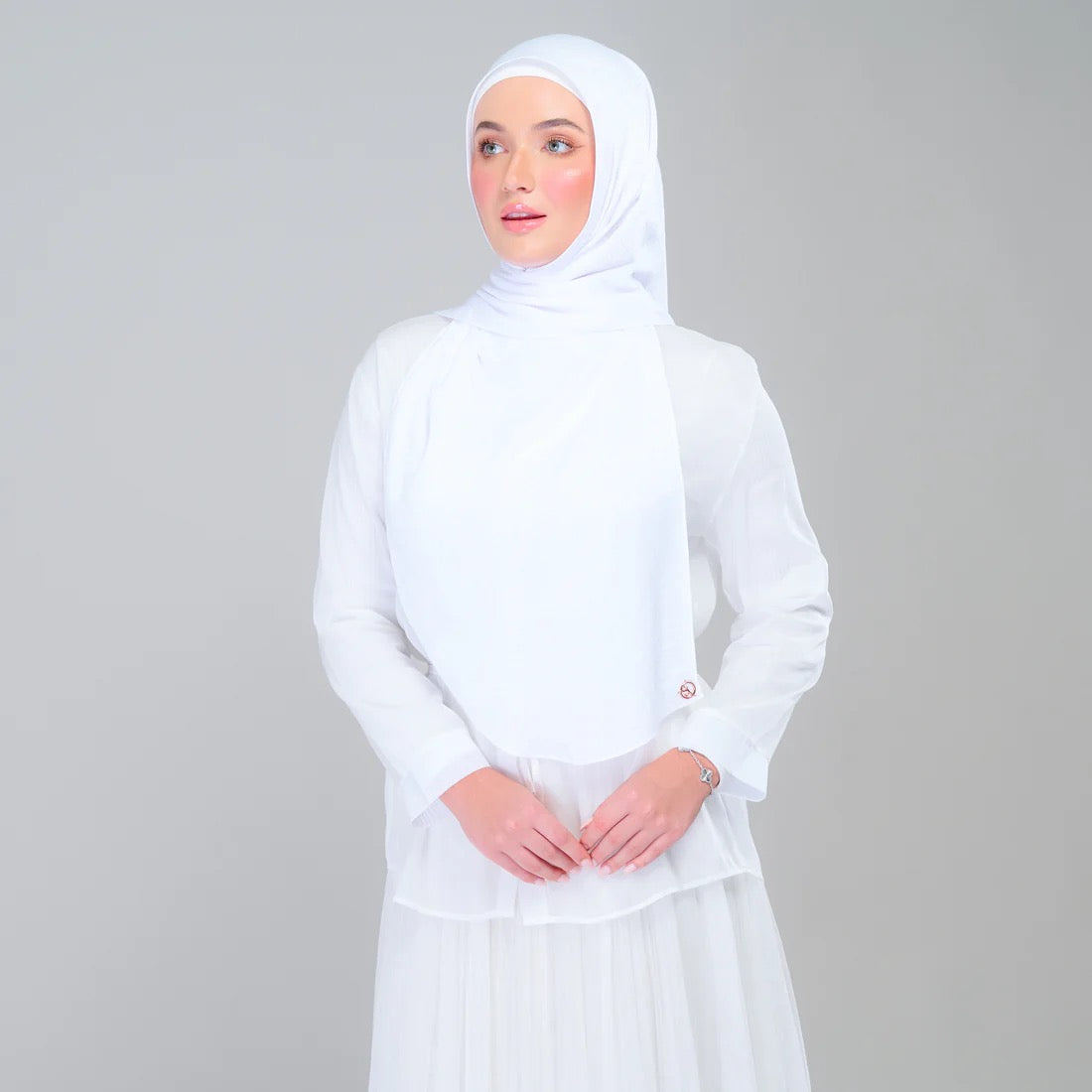 Instant Tag n' Go Shawl | Textured Silk in Pure White