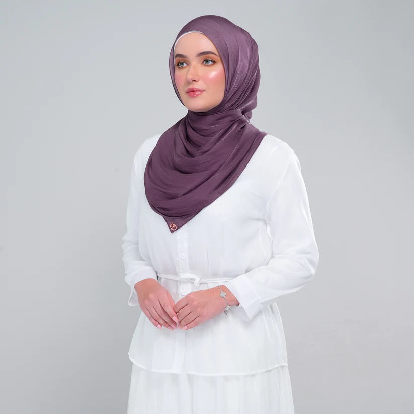 Raia Shawl | Ironless Shimmer in Dark Thistle