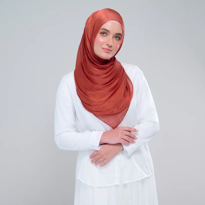 Raia Shawl | Ironless Shimmer in Brick Orange