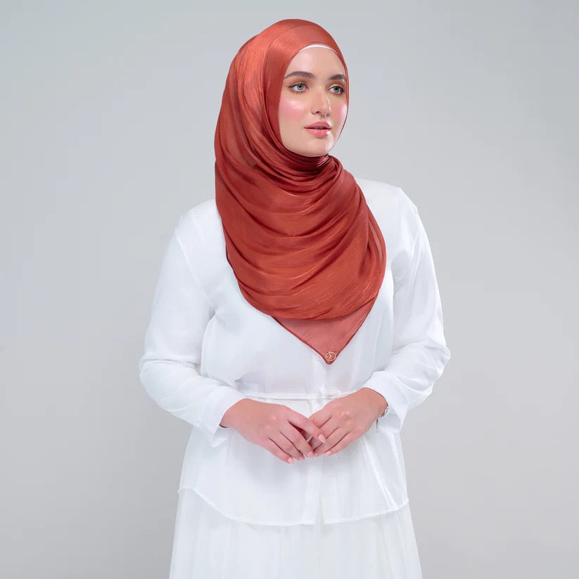 Raia Shawl | Ironless Shimmer in Brick Orange