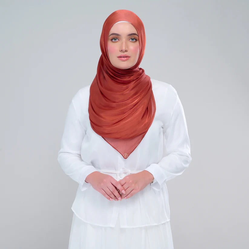 Raia Shawl | Ironless Shimmer in Brick Orange