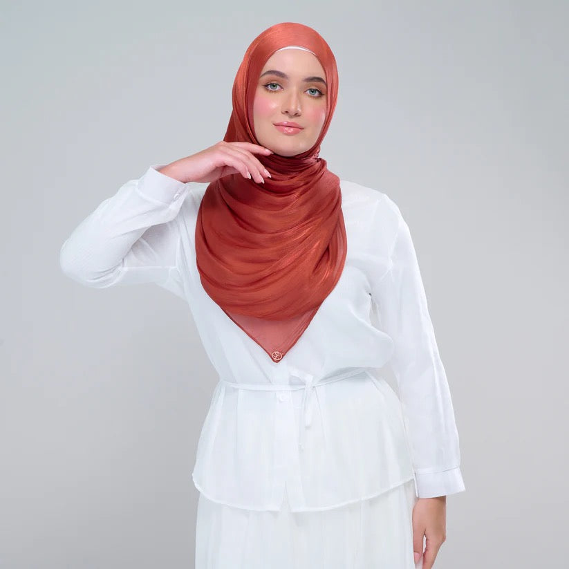 Raia Shawl | Ironless Shimmer in Brick Orange