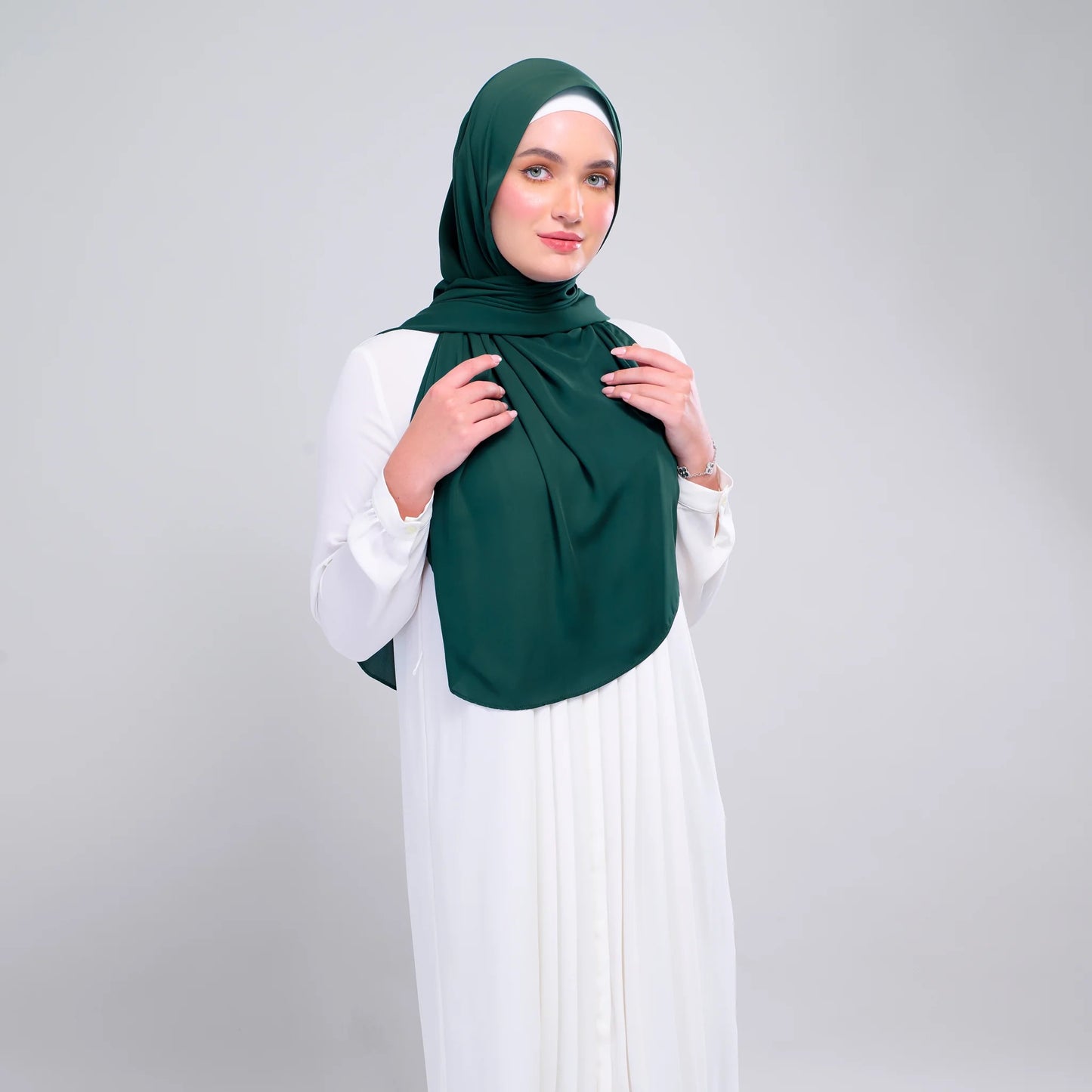 Instant Tag n' Go Shawl | Chiffon Silk in Emerald Green