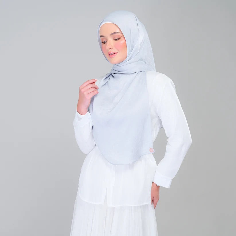 Instant Tag n' Go Butterfly | Textured Silk in Light Grey