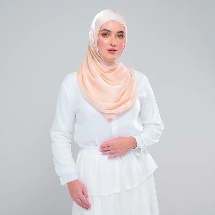 Raia Shawl | Ironless Shimmer in Rose Gold