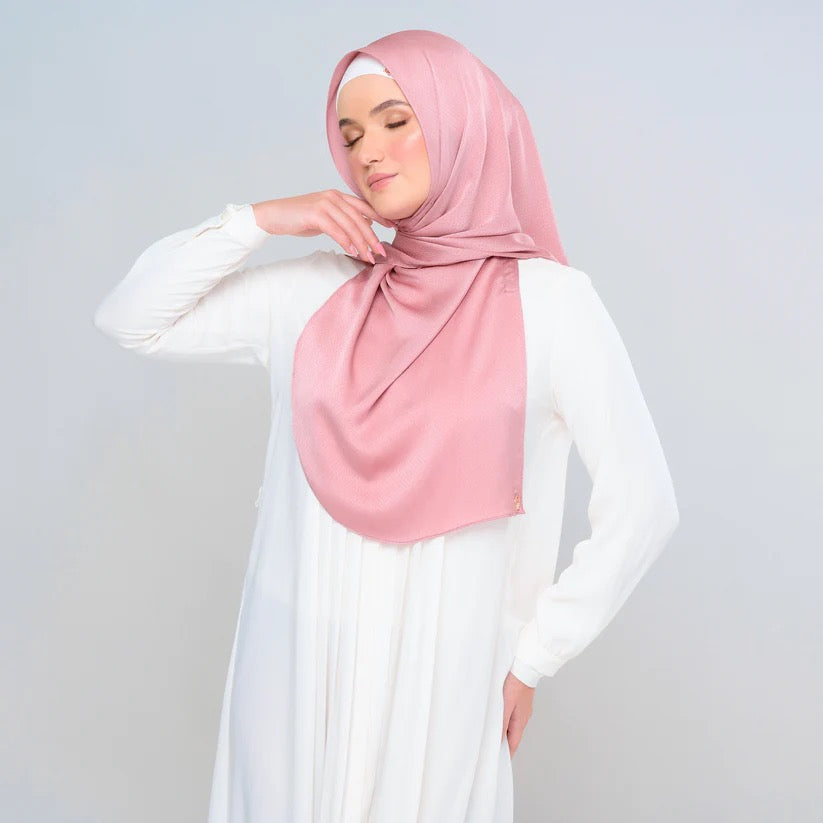 Instant Tag n' Go Butterfly | Textured Satin in Dusty Pink