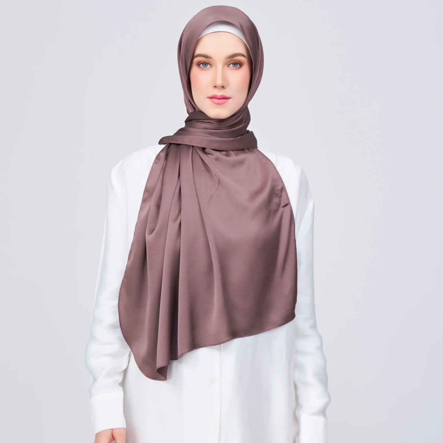 Instant Tag & Go Shawl | Satin Bulle in Deep Brown | Batch 1