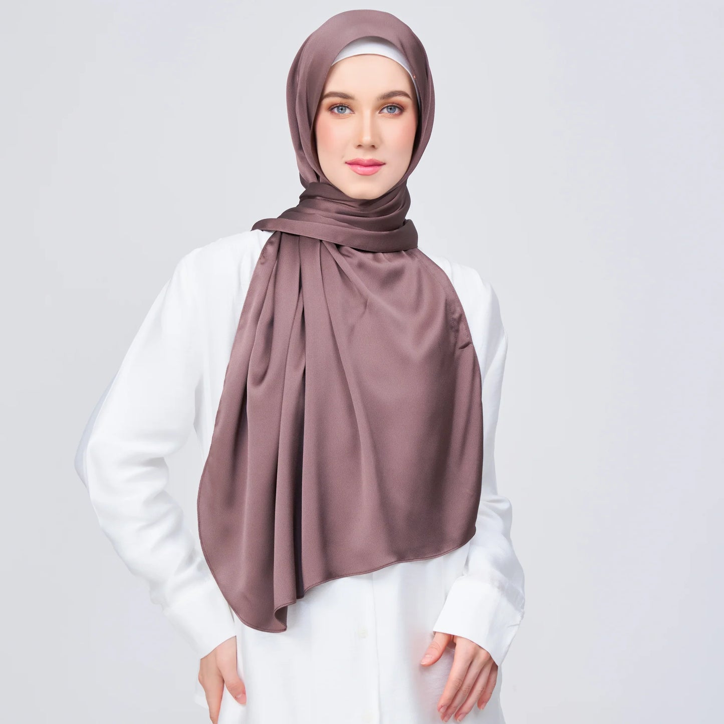 Instant Tag & Go Shawl | Satin Bulle in Deep Brown | Batch 1