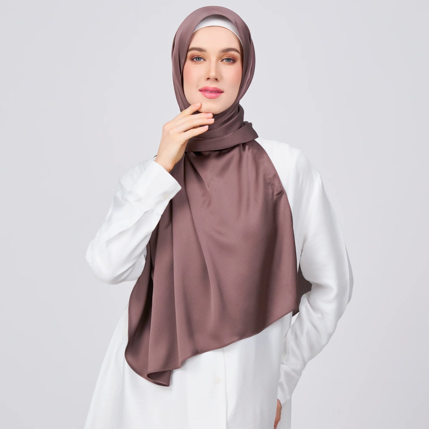 Instant Tag & Go Shawl | Satin Bulle in Deep Brown | Batch 1