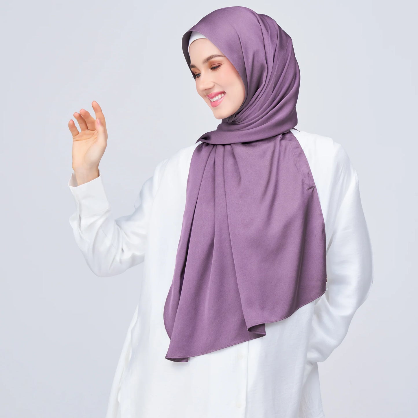 Instant Tag & Go Shawl | Satin Bulle in Dark Orchid | Batch 1