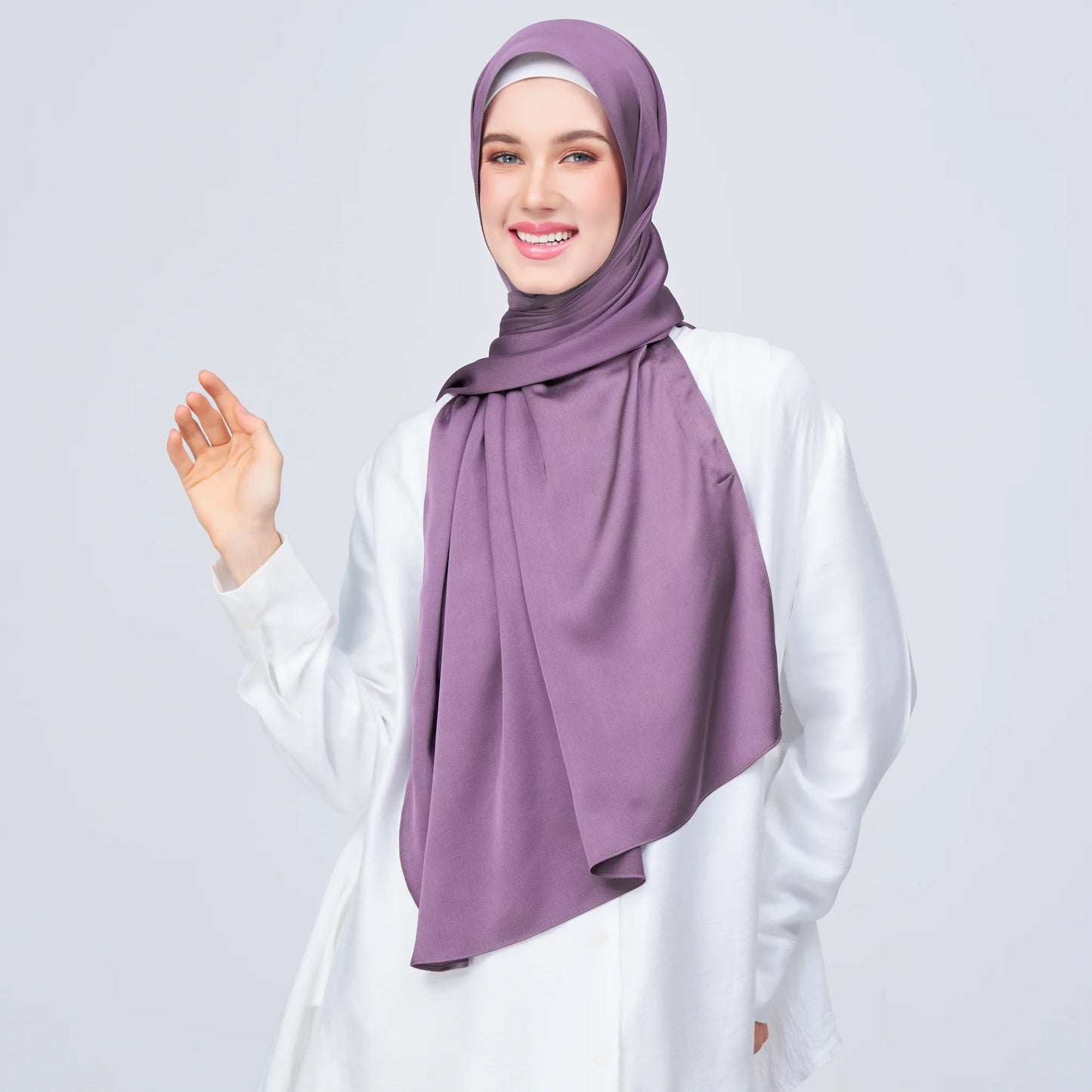 Instant Tag & Go Shawl | Satin Bulle in Dark Orchid | Batch 1