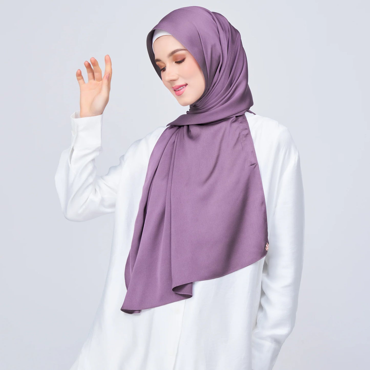 Instant Tag & Go Shawl | Satin Bulle in Dark Orchid | Batch 1