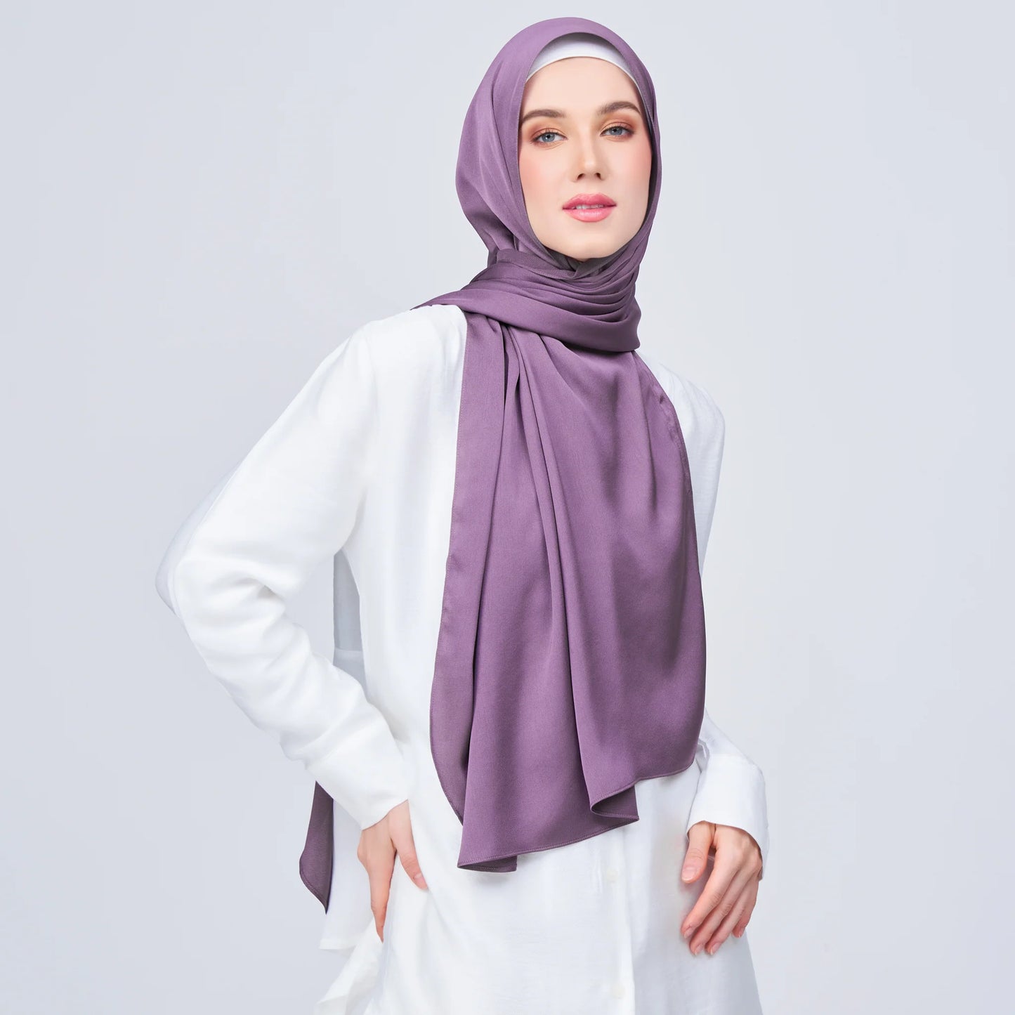 Instant Tag & Go Shawl | Satin Bulle in Dark Orchid | Batch 1