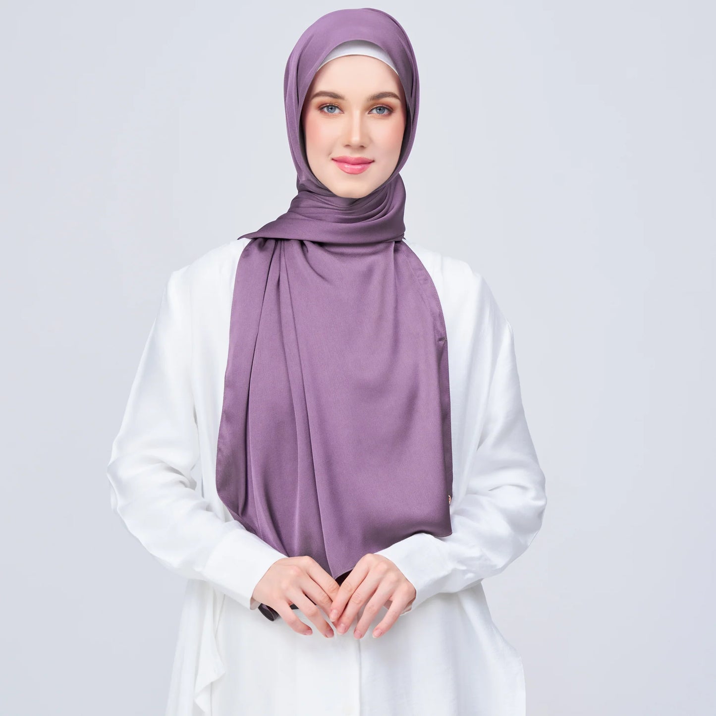 Instant Tag & Go Shawl | Satin Bulle in Dark Orchid | Batch 1