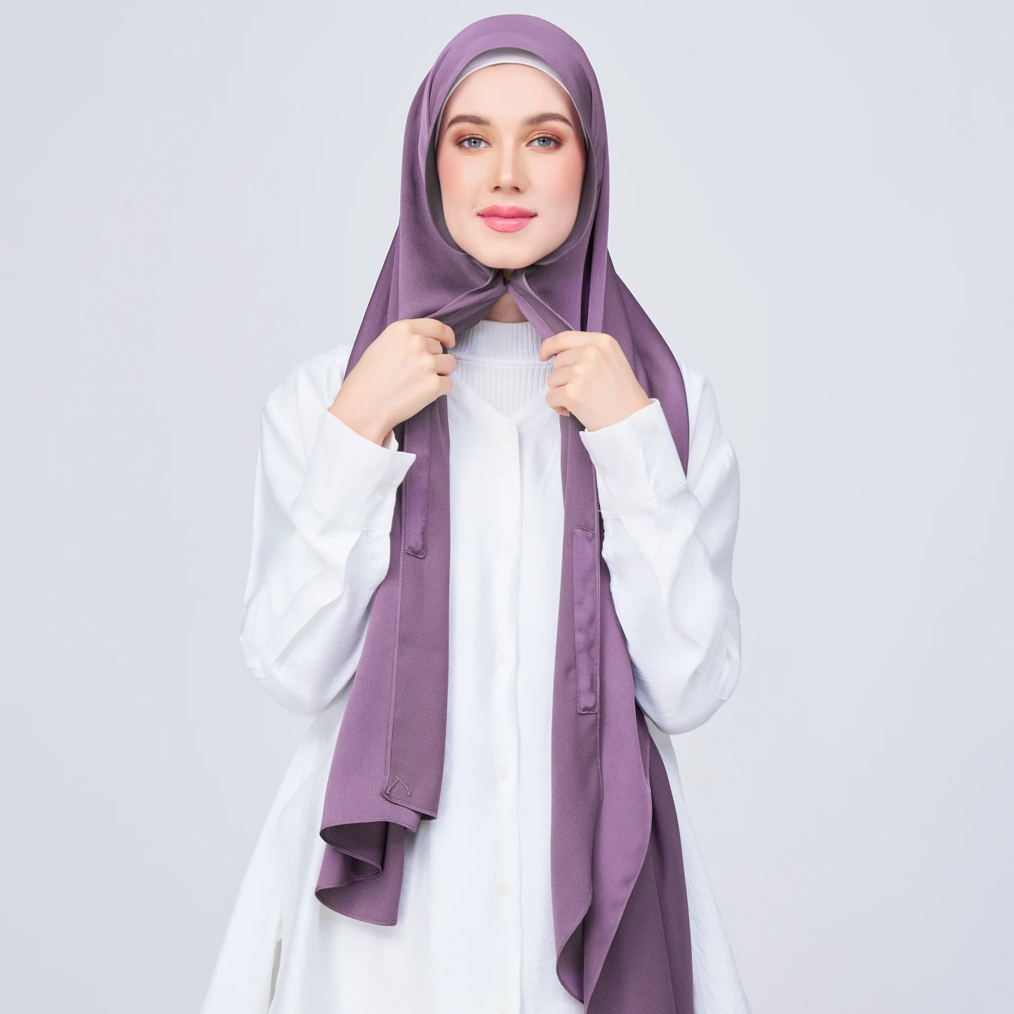 Instant Tag & Go Shawl | Satin Bulle in Dark Orchid | Batch 1