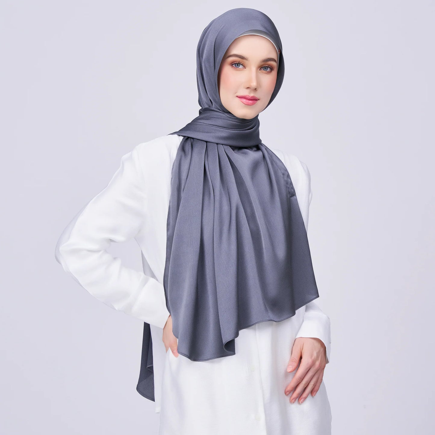 Instant Tag & Go Butterfly | Satin Bulle in Ebony Grey | Batch 1