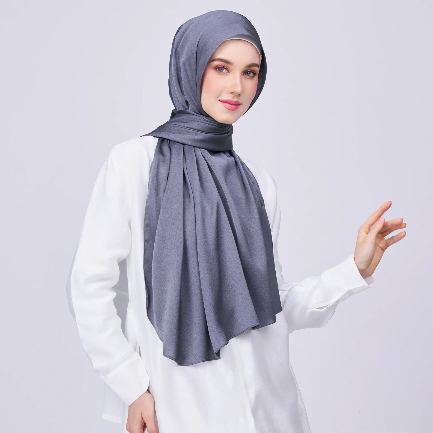 Instant Tag & Go Butterfly | Satin Bulle in Ebony Grey | Batch 1