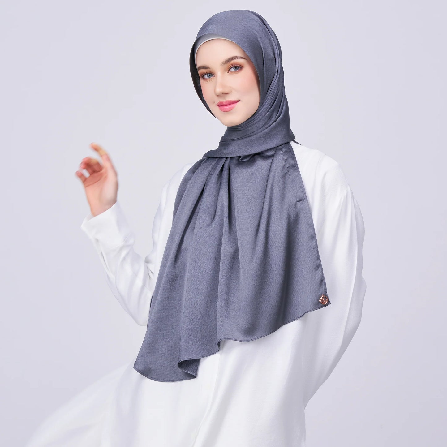 Instant Tag & Go Butterfly | Satin Bulle in Ebony Grey | Batch 1