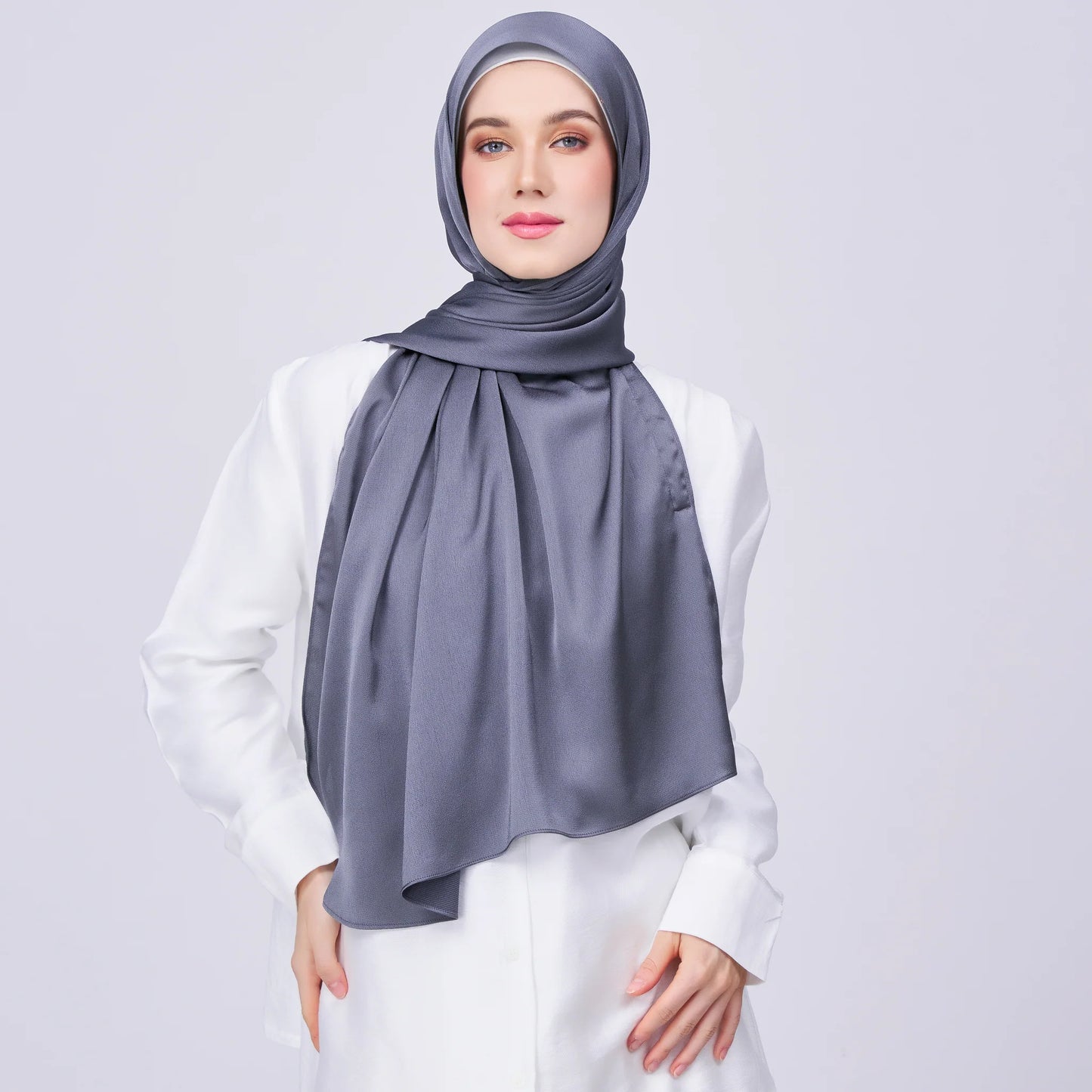 Instant Tag & Go Butterfly | Satin Bulle in Ebony Grey | Batch 1