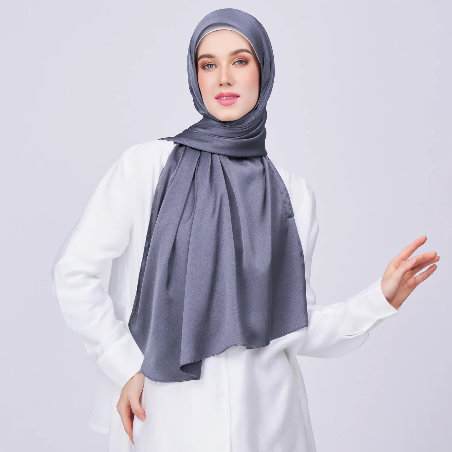 Instant Tag & Go Butterfly | Satin Bulle in Ebony Grey | Batch 1