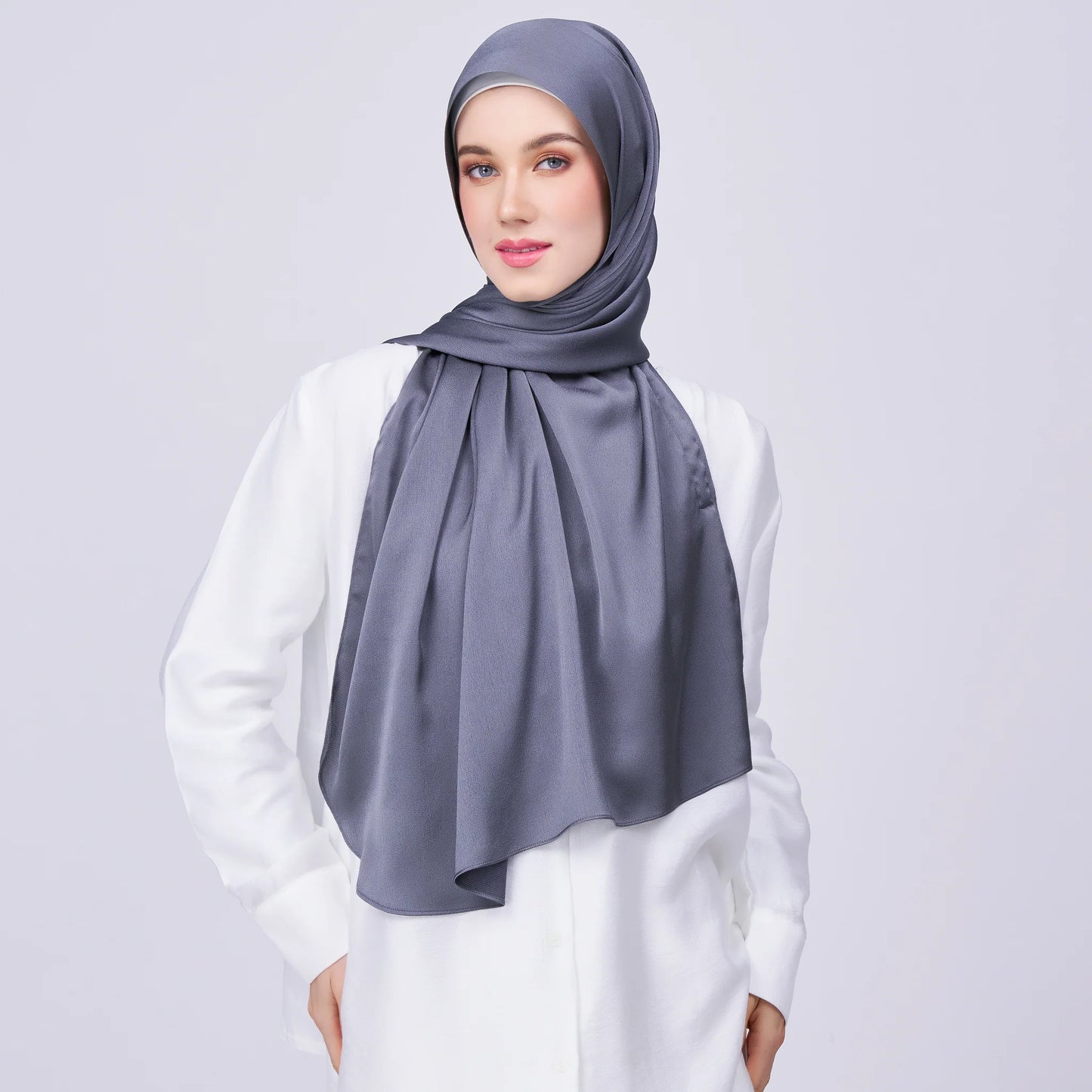 Instant Tag & Go Butterfly | Satin Bulle in Ebony Grey | Batch 1