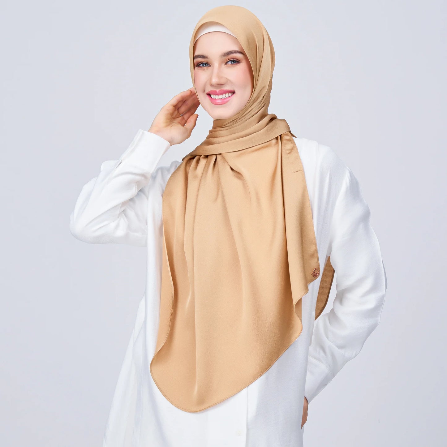 Instant Tag & Go Shawl | Satin Bulle in Gold | Batch 1