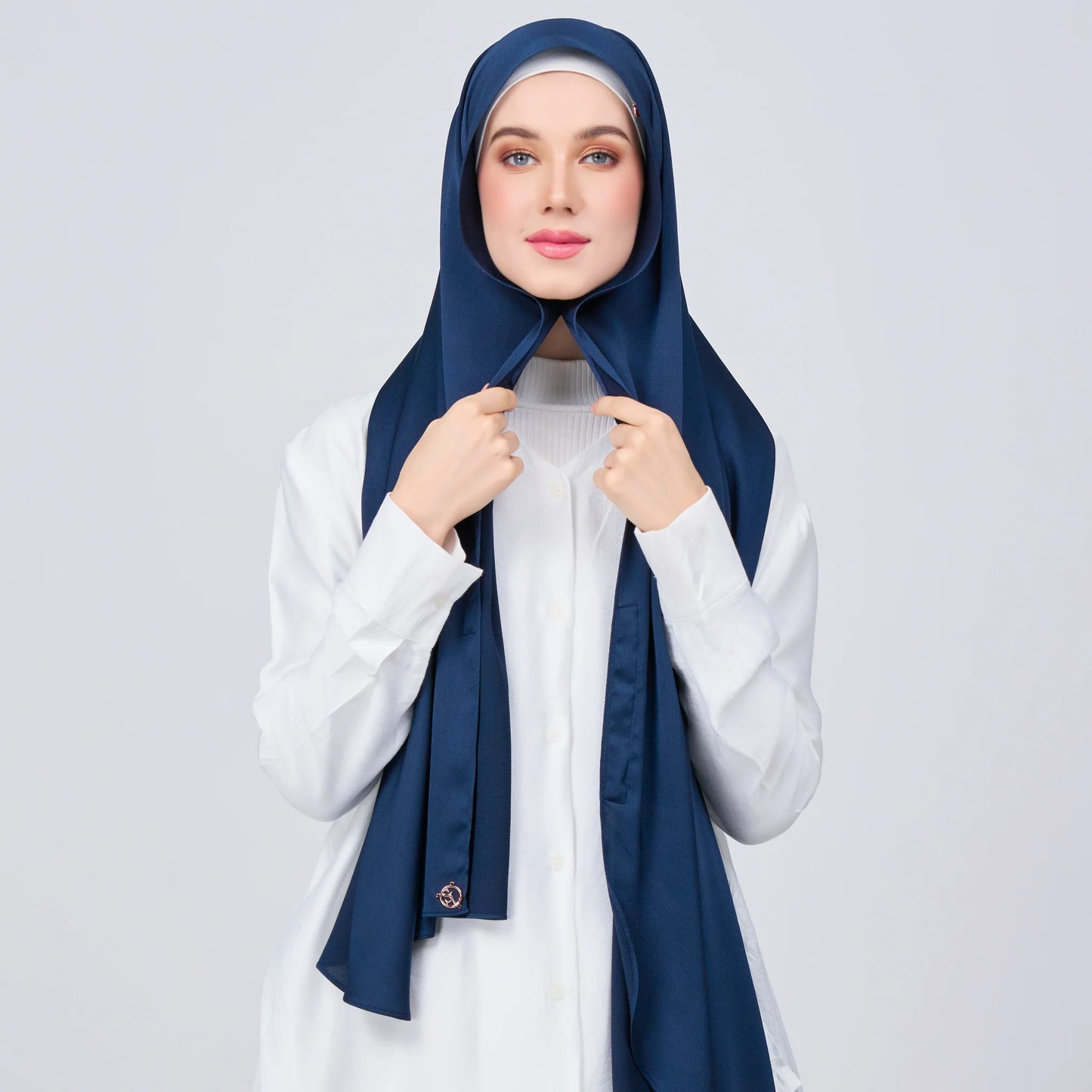 Instant Tag & Go Butterfly | Satin Bulle in Midnight Blue | Batch 1