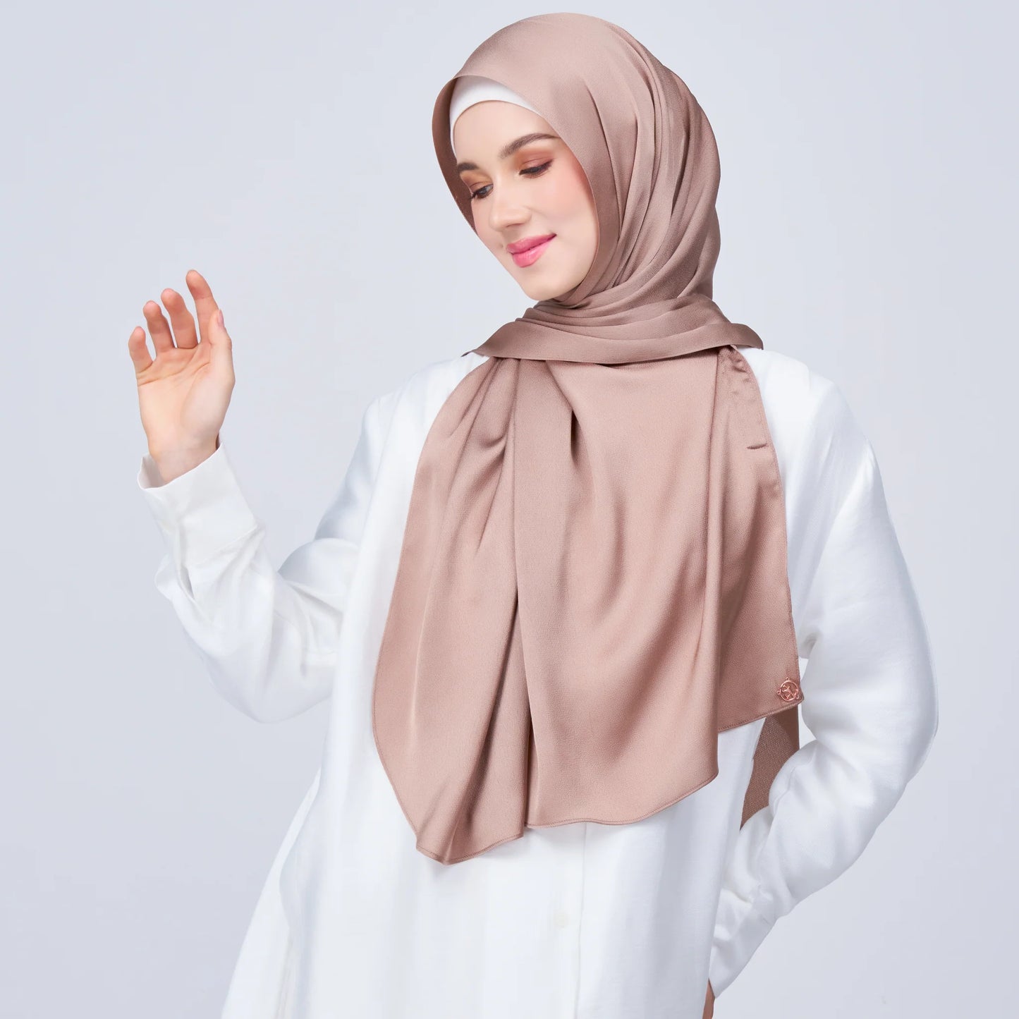 Instant Tag & Go Butterfly | Satin Bulle in Medium Toffee | Batch 1