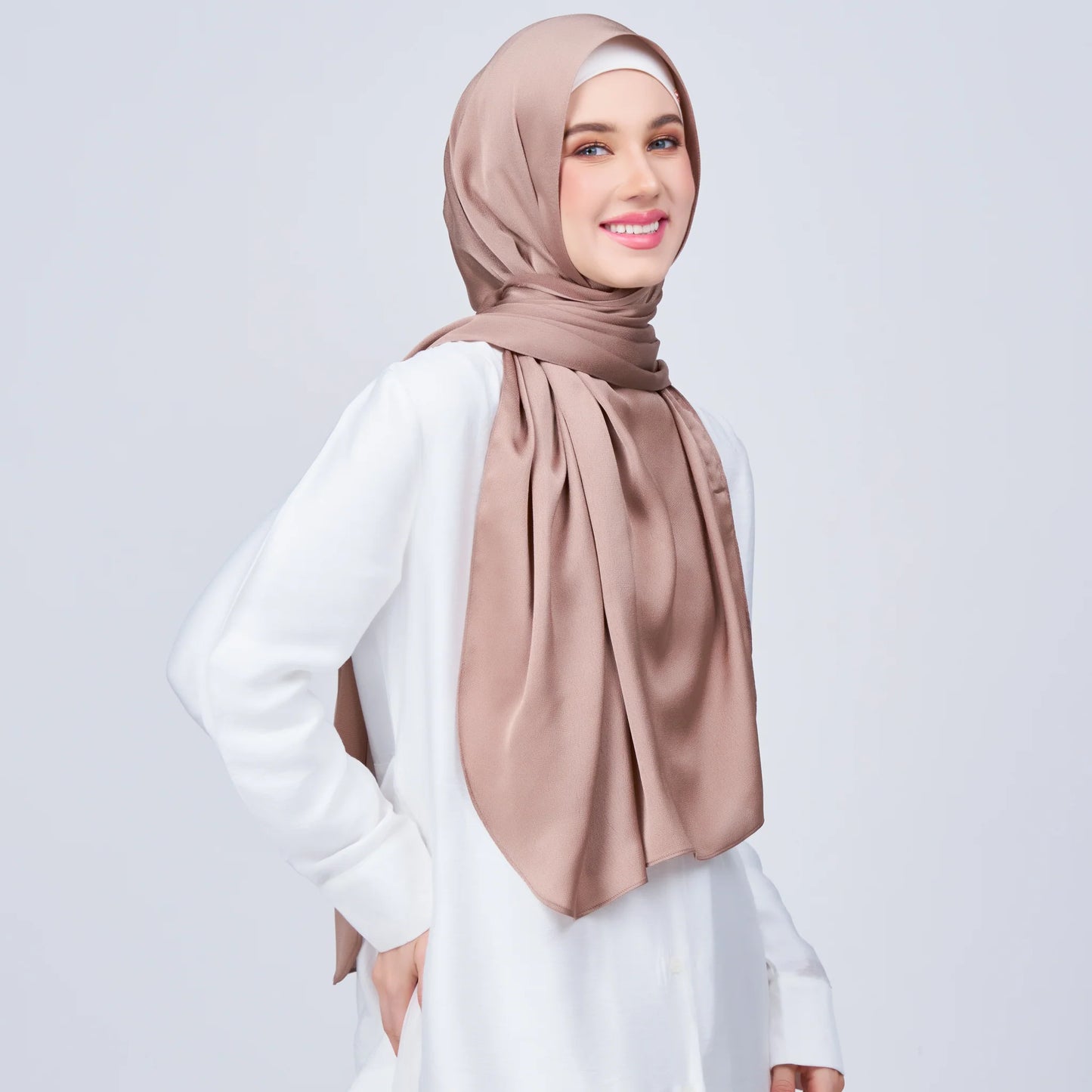 Instant Tag & Go Butterfly | Satin Bulle in Medium Toffee | Batch 1