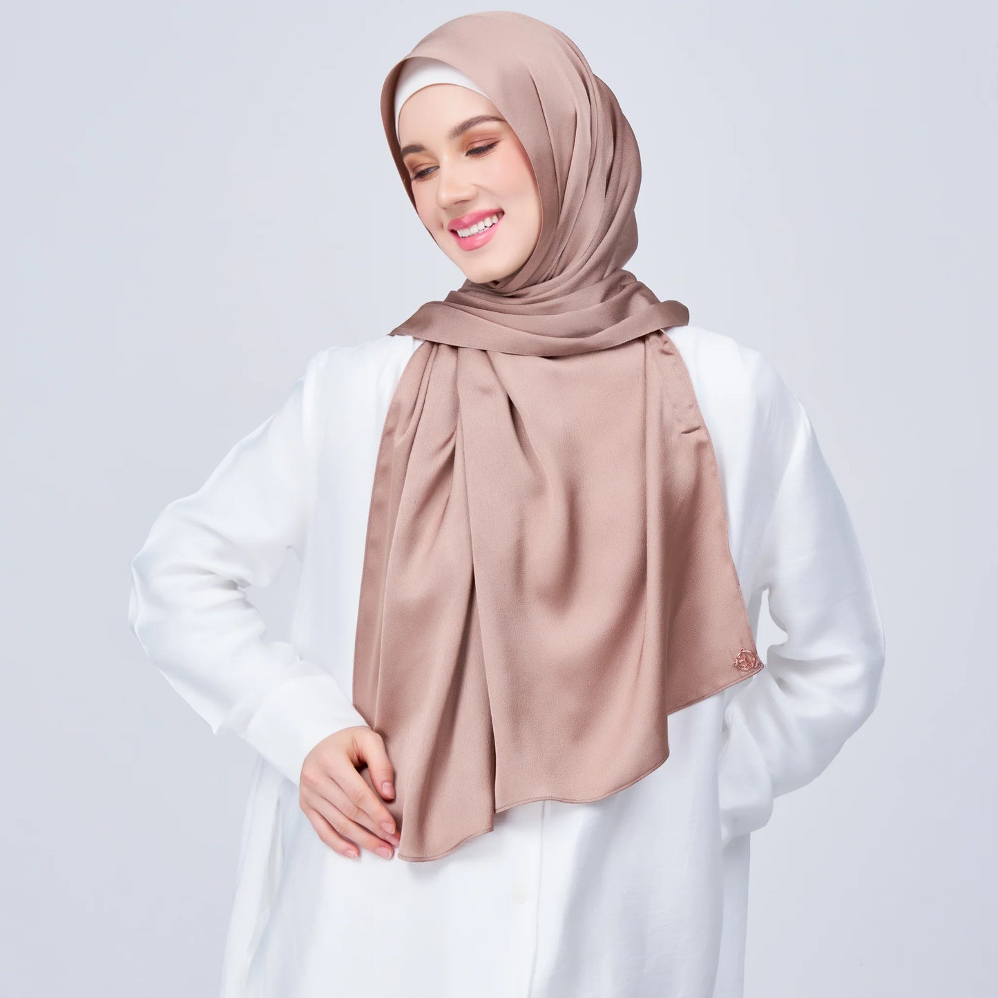 Instant Tag & Go Butterfly | Satin Bulle in Medium Toffee | Batch 1
