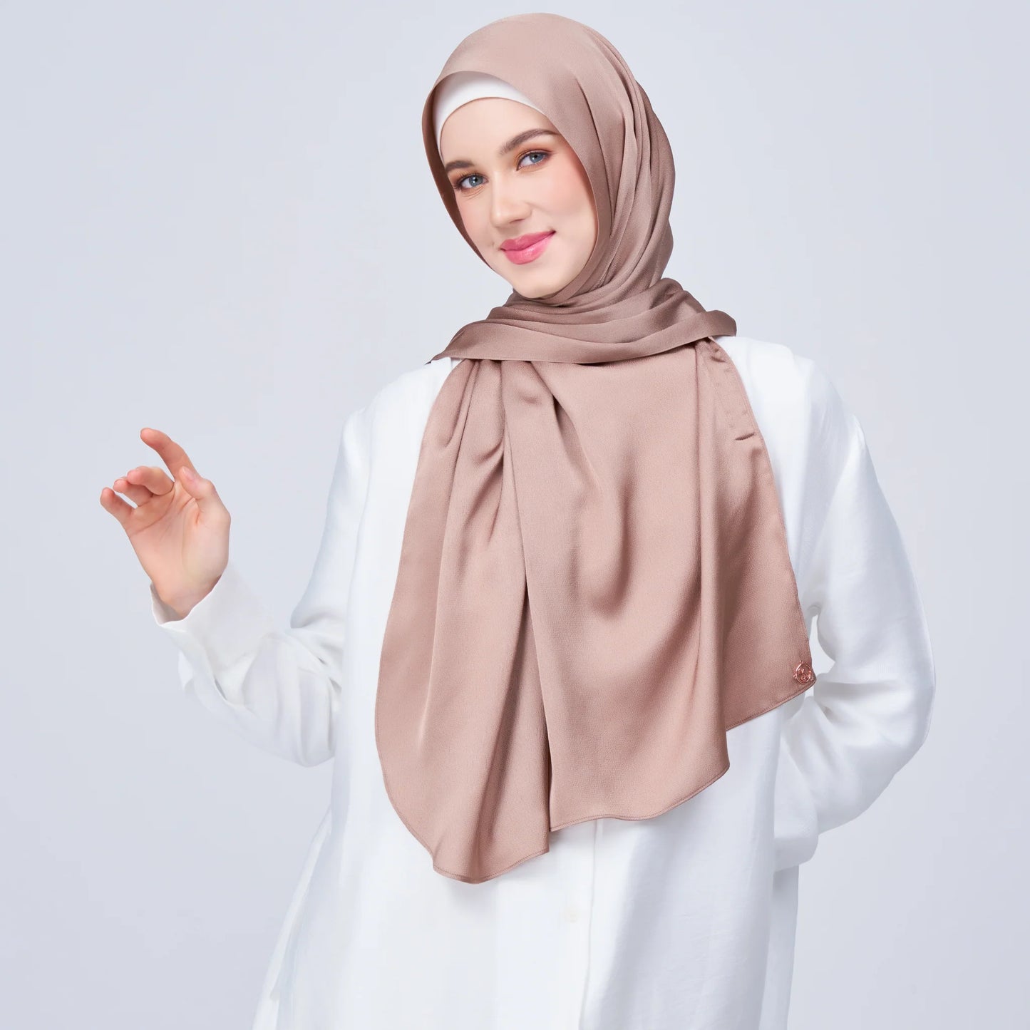 Instant Tag & Go Butterfly | Satin Bulle in Medium Toffee | Batch 1