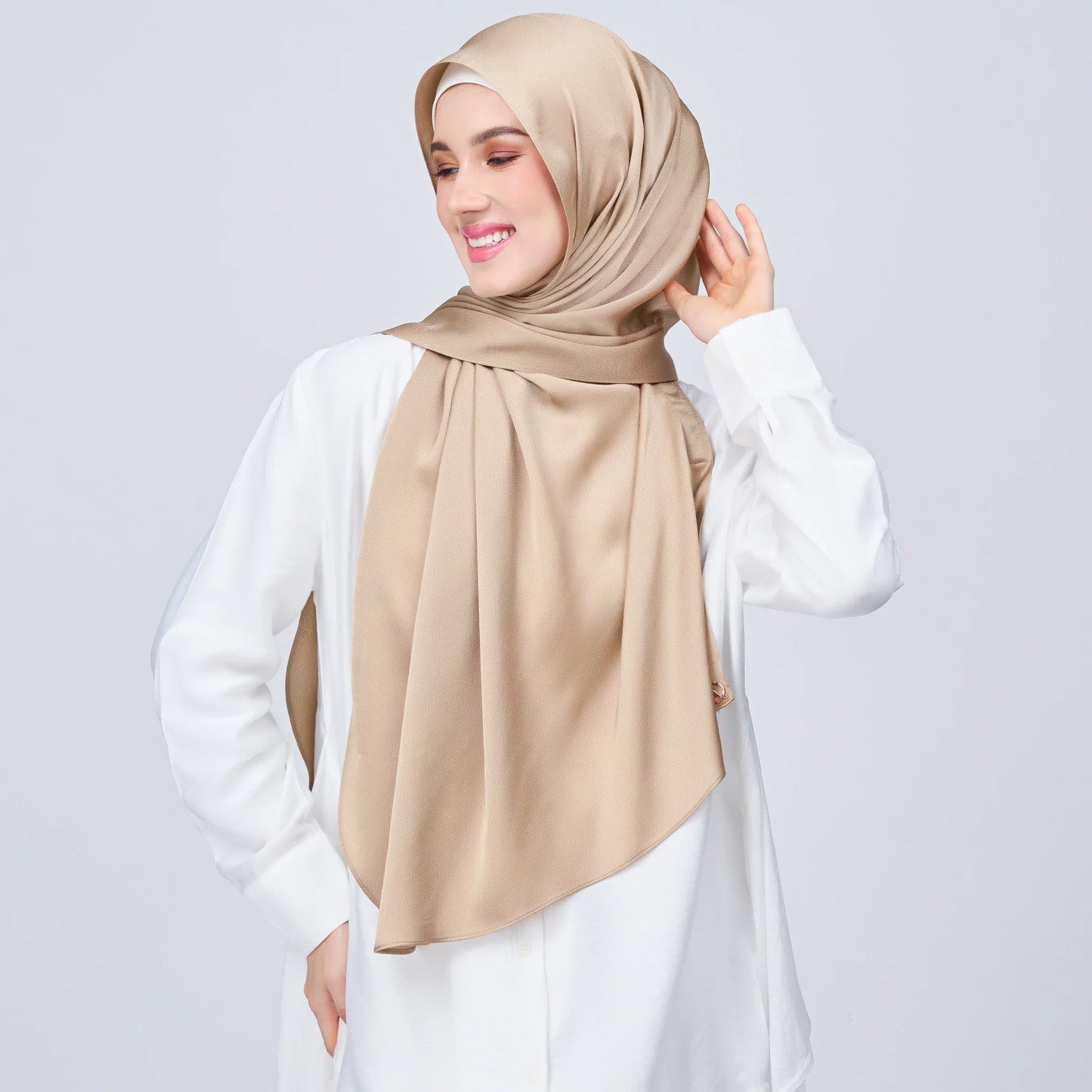 Instant Tag & Go Butterfly | Satin Bulle in Nude Chai | Batch 1