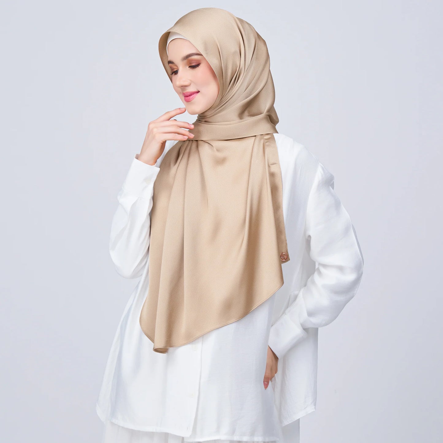 Instant Tag & Go Butterfly | Satin Bulle in Nude Chai | Batch 1