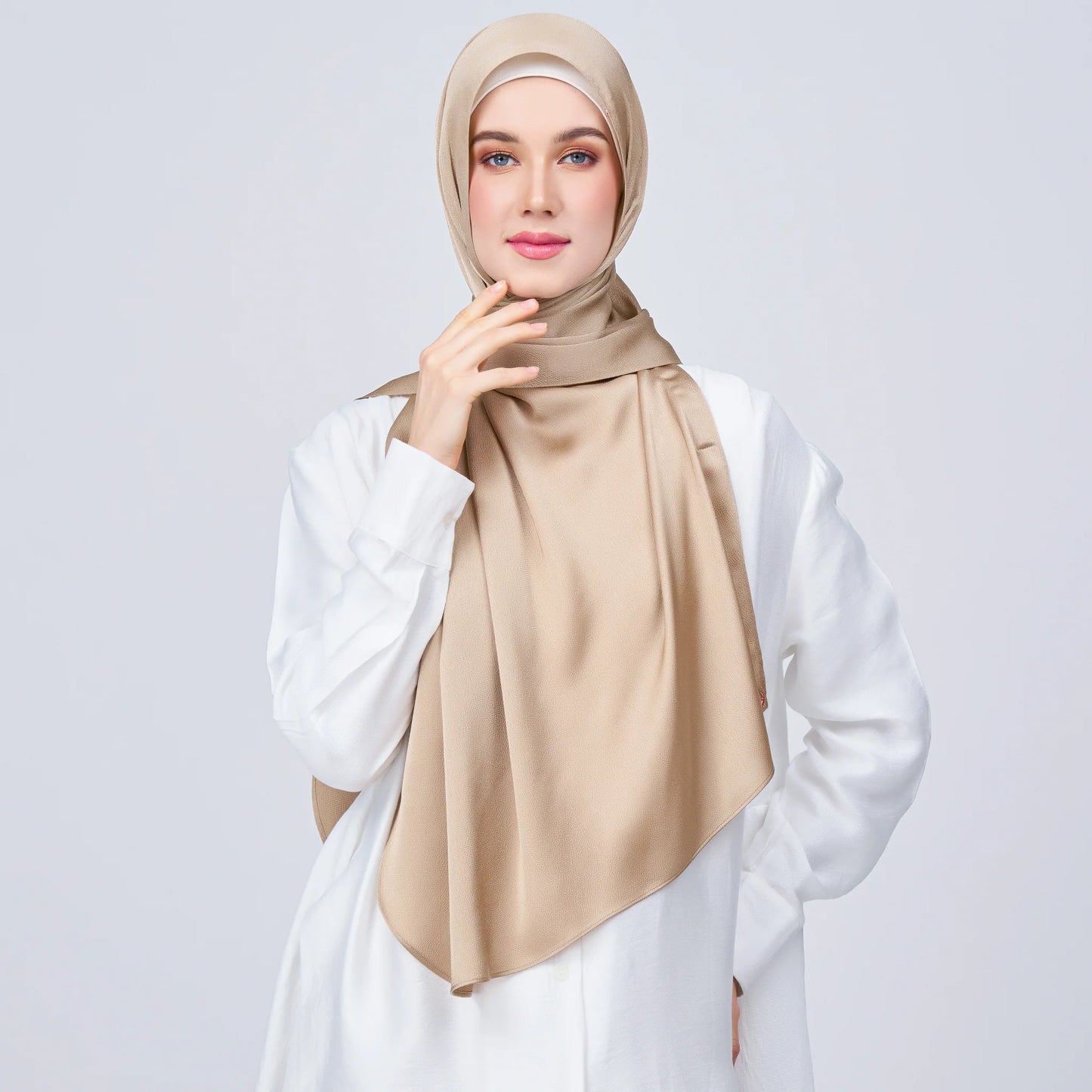 Instant Tag & Go Butterfly | Satin Bulle in Nude Chai | Batch 1