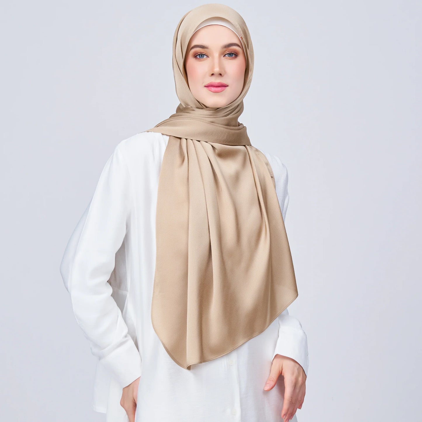 Instant Tag & Go Butterfly | Satin Bulle in Nude Chai | Batch 1