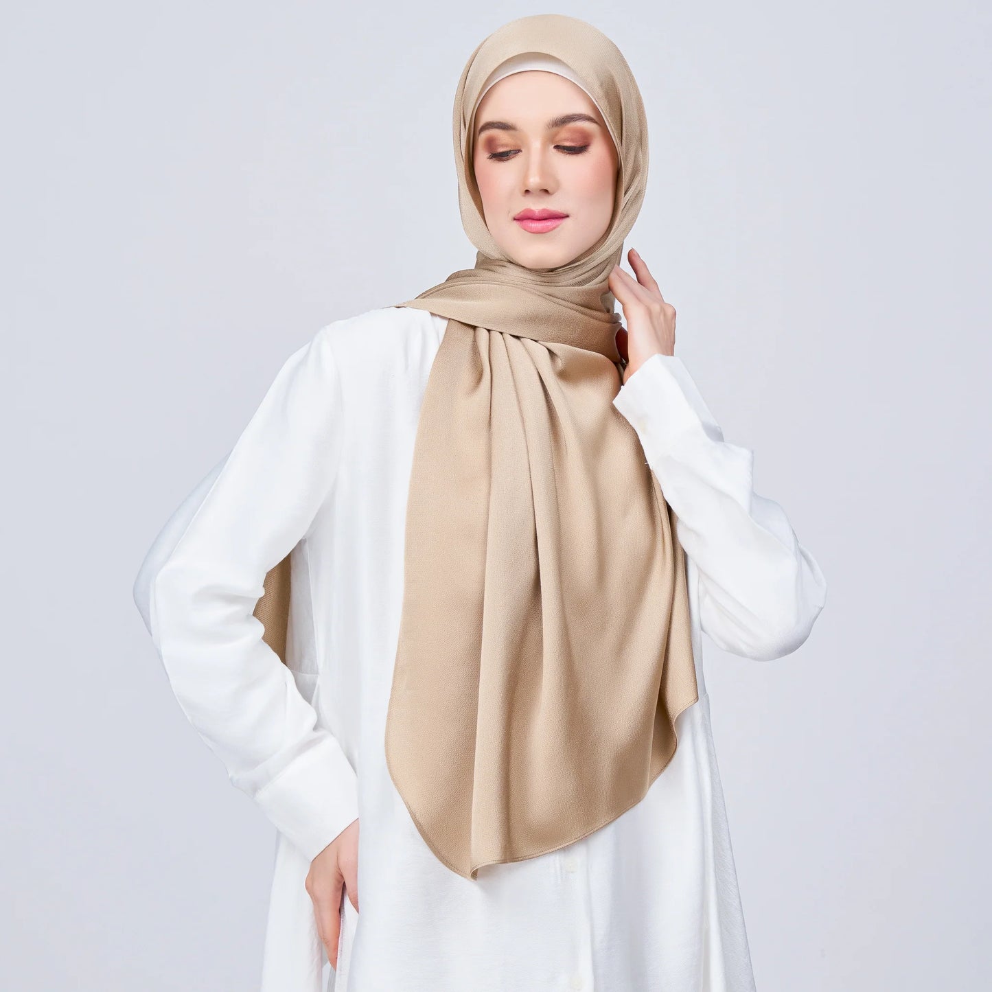 Instant Tag & Go Butterfly | Satin Bulle in Nude Chai | Batch 1