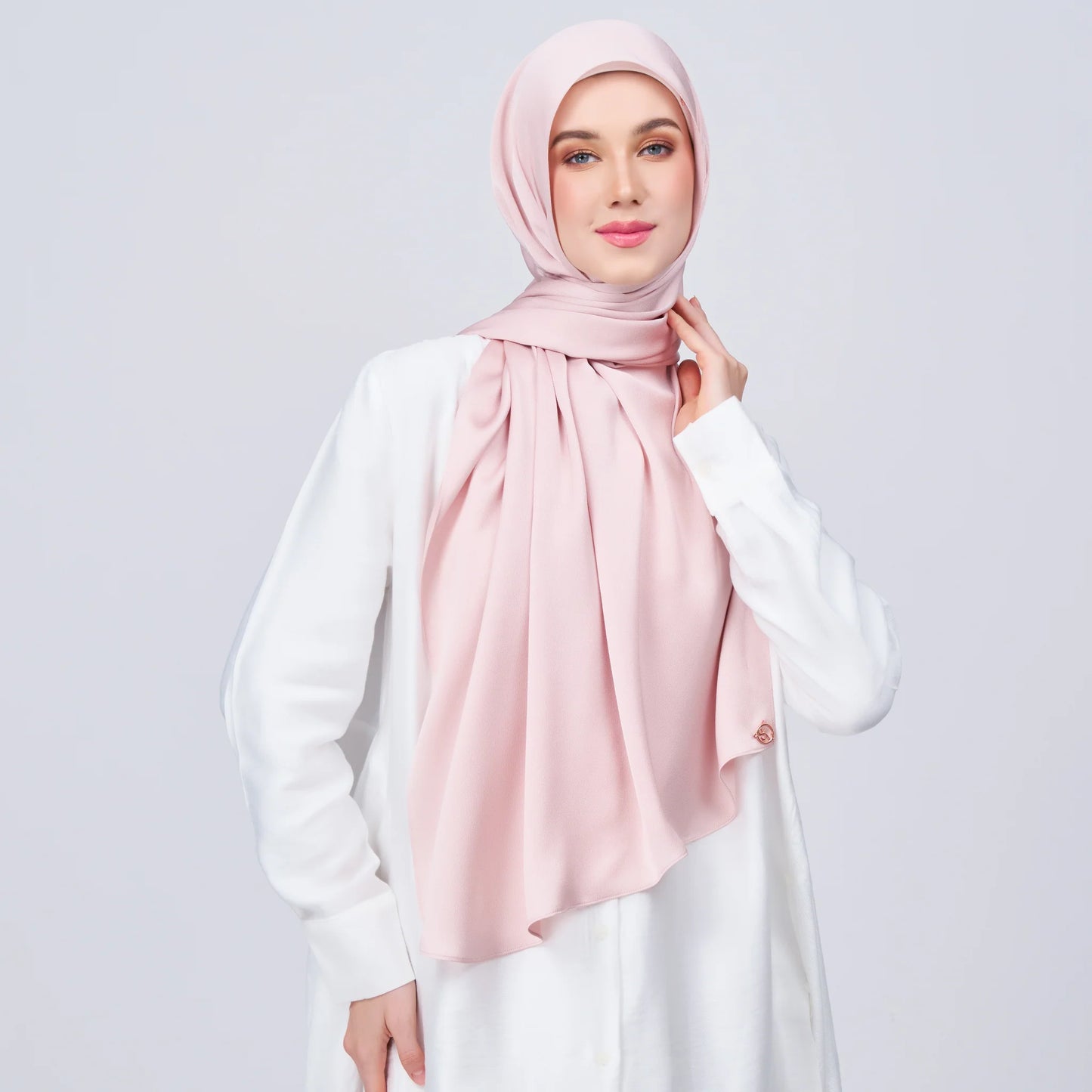 Instant Tag & Go Shawl | Satin Bulle in Nude Pink | Batch 1