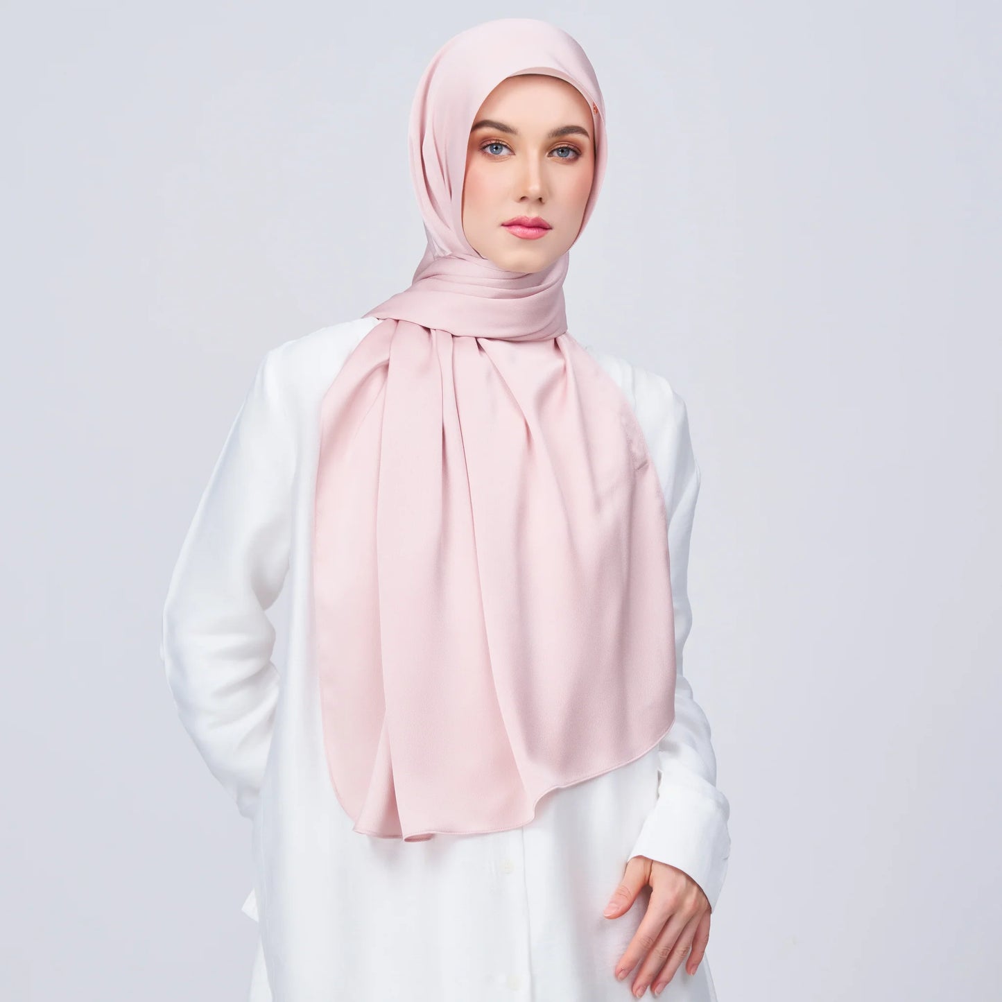 Instant Tag & Go Shawl | Satin Bulle in Nude Pink | Batch 1