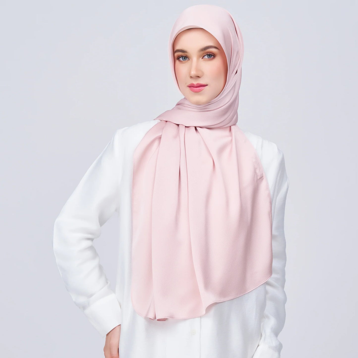 Instant Tag & Go Shawl | Satin Bulle in Nude Pink | Batch 1