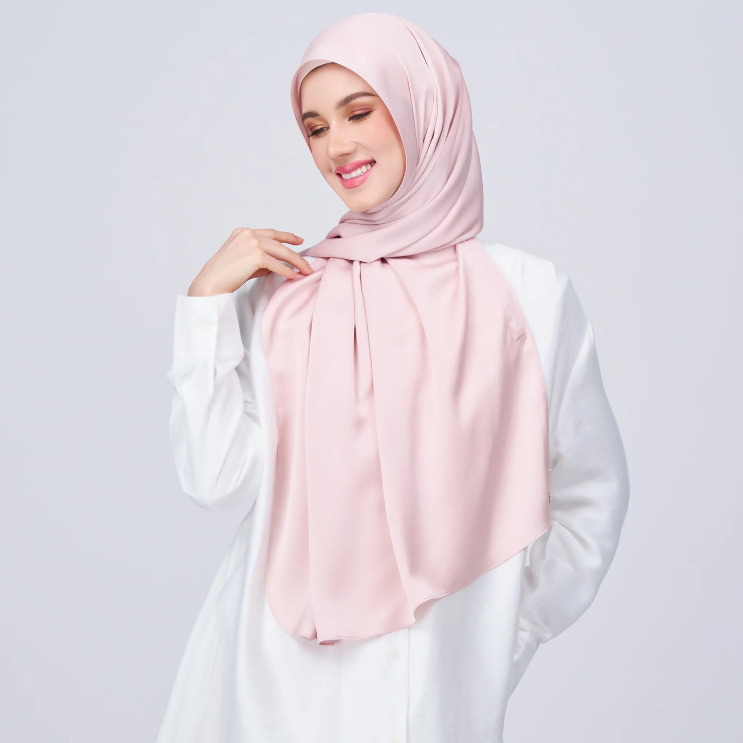 Instant Tag & Go Shawl | Satin Bulle in Nude Pink | Batch 1