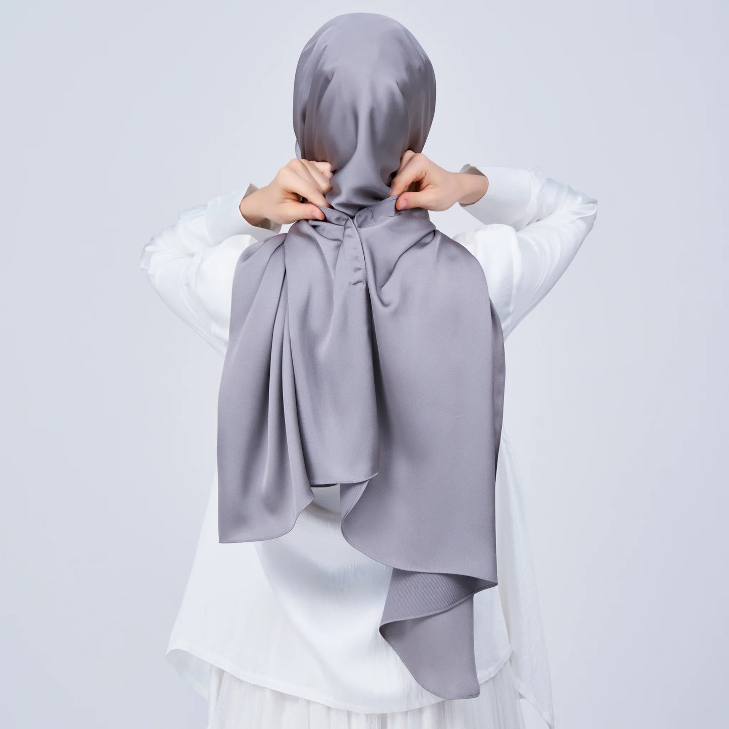 Instant Tag & Go Shawl | Satin Bulle in Stone Grey | Batch 1