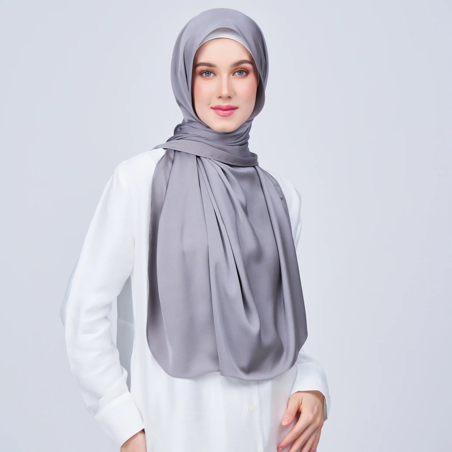 Instant Tag & Go Shawl | Satin Bulle in Stone Grey | Batch 1