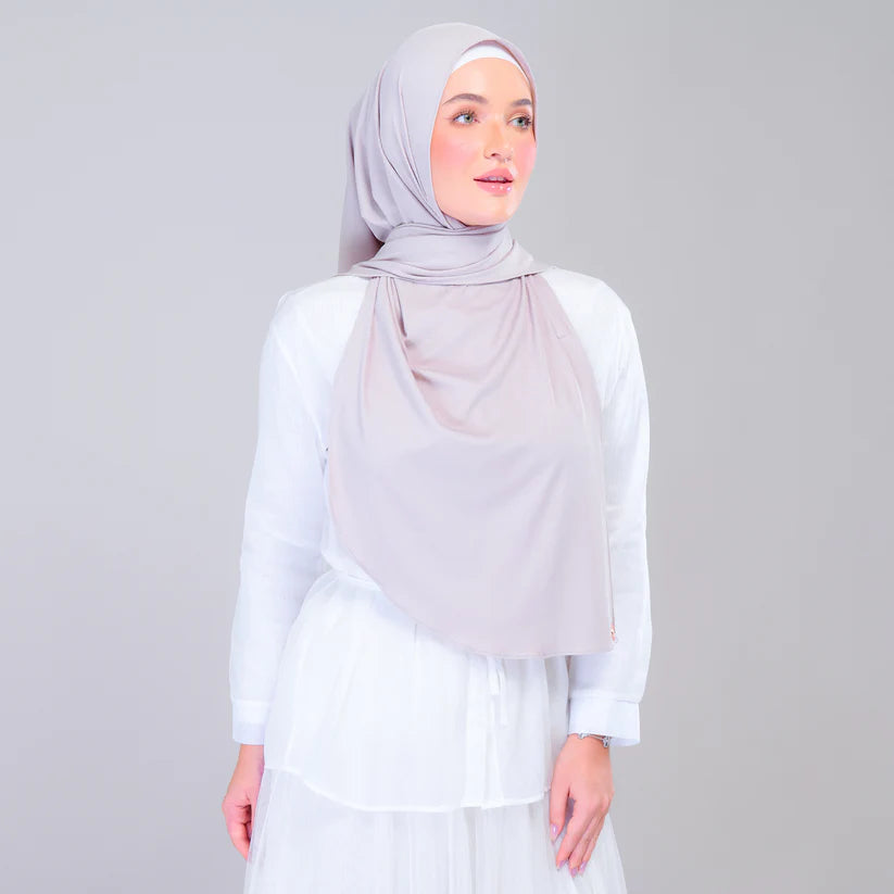 Instant Tag n' Go Shawl | Ribbed Jersey in Taupe