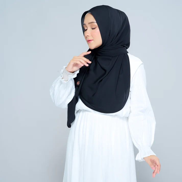 Semi Instant Sarongje | Chiffon Silk in Pitch Black
